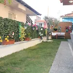 Lila Butik Δεκελί
