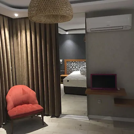 Otel Lila Butik 3*