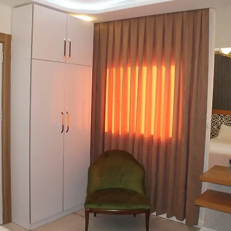Otel Lila Butik 3*