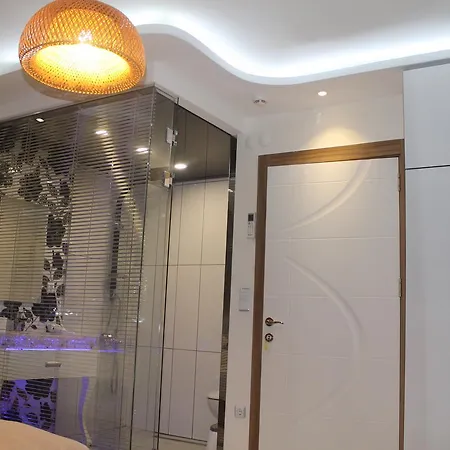 Lila Butik 3*