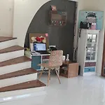 Lila Butik