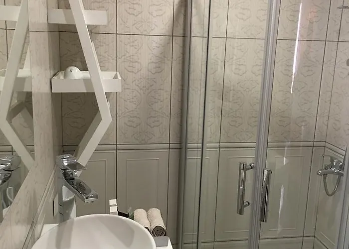 Lila Butik Дикили